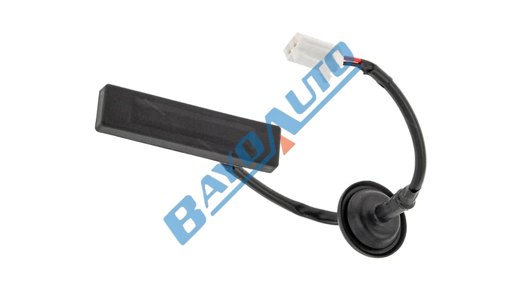 TAIL GATE LOCK BUTTON I-20-12>