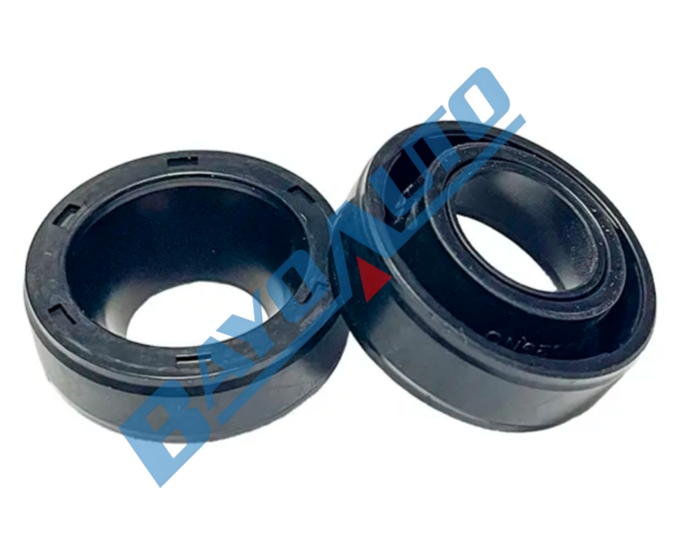 OIL SEAL  L200 06=> CR
