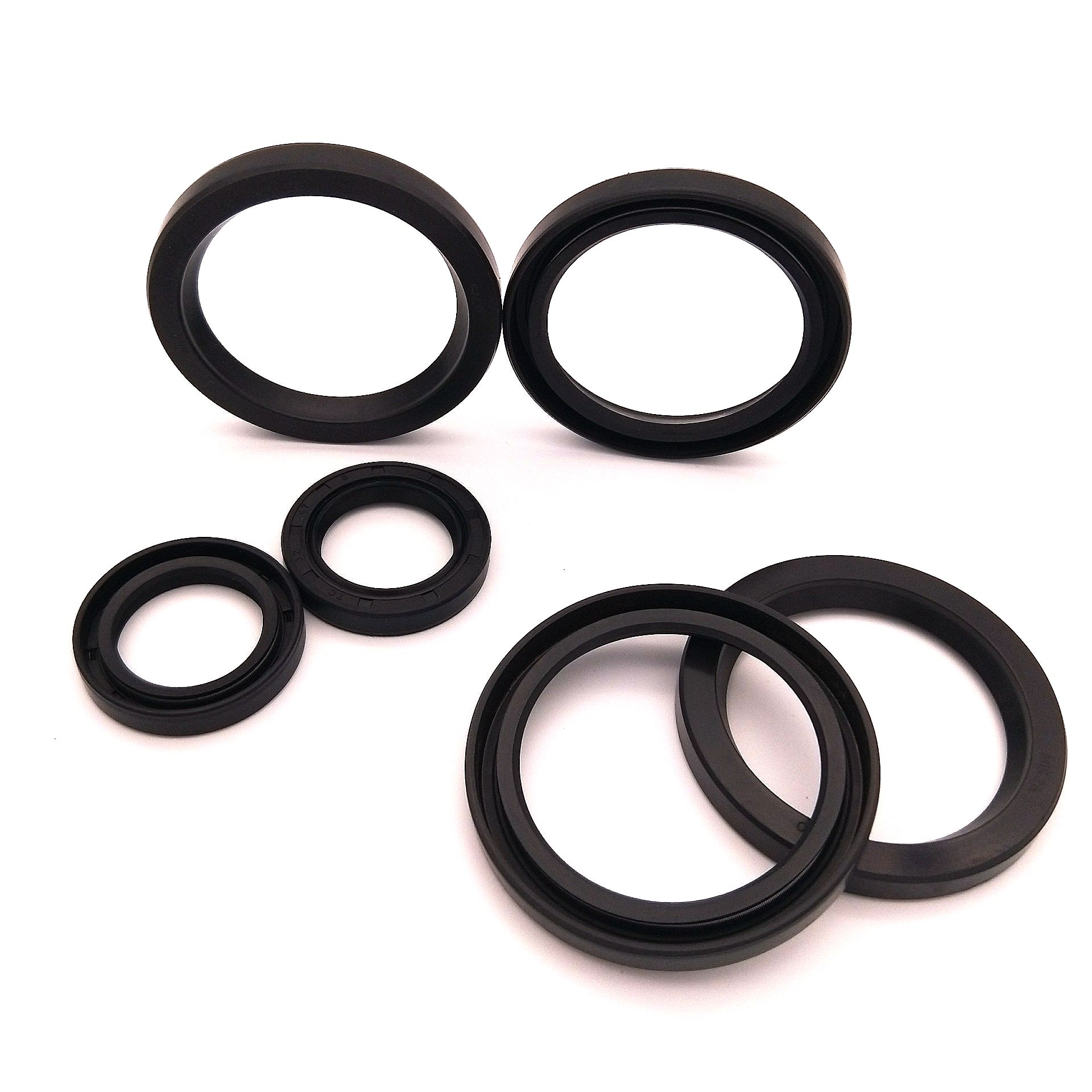 Can a Hub Oil Seal Be Used in Low-Temperature Environments?