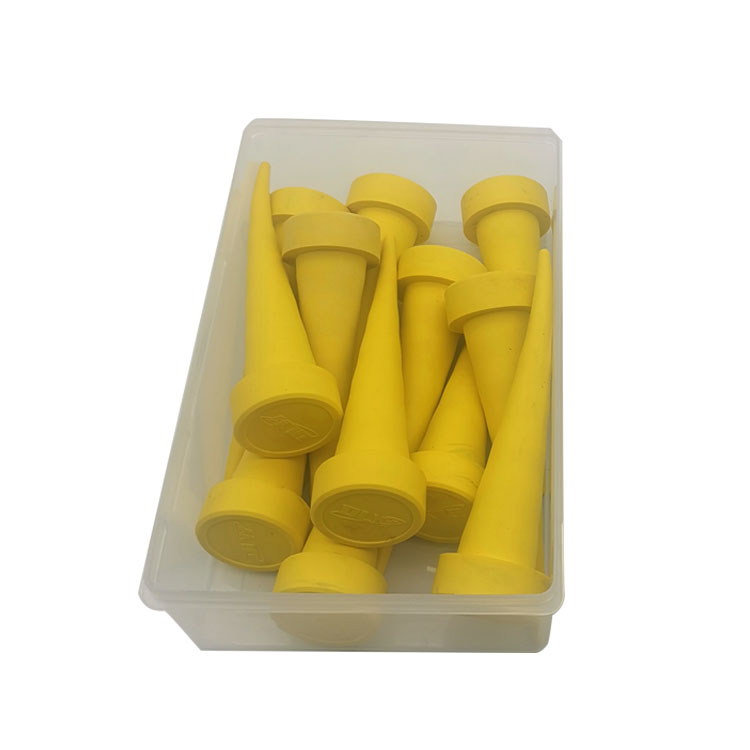How to Clean Rubber Plugs