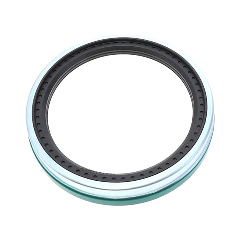 Common Signs of Hub Oil Seal Leakage to Watch For