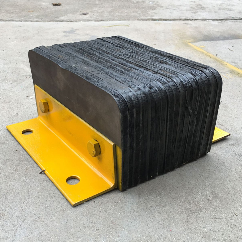Need a Bumper for Glancing Impacts? How Hybrid Steel-Rubber Design Outperforms.