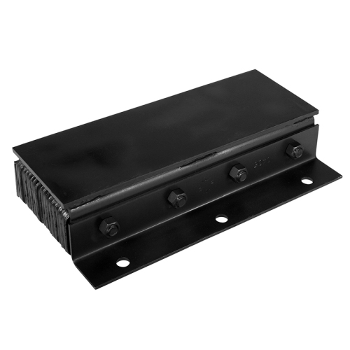 Cache-espace entre le comptoir de la cuisinière