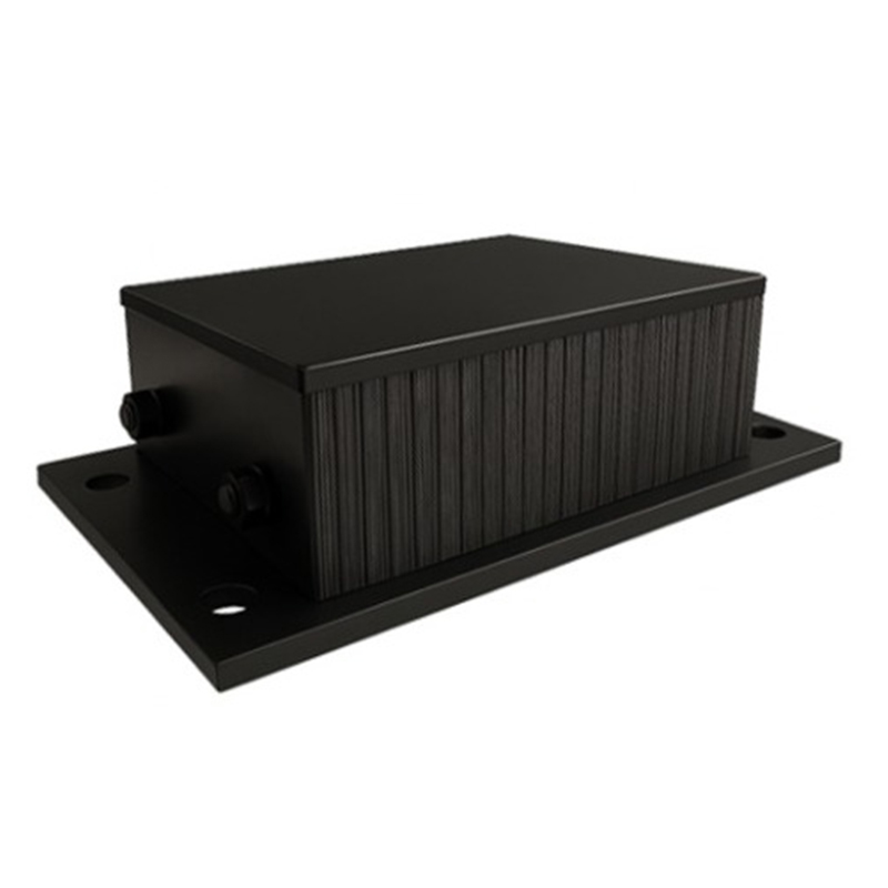 Cache-espace entre le comptoir de la cuisinière