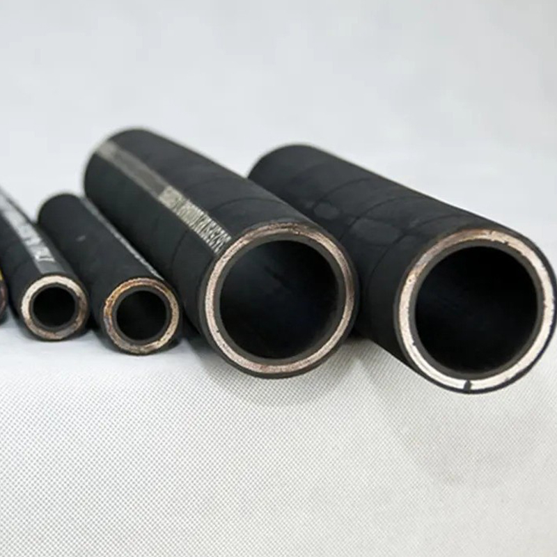 Cache-espace entre le comptoir de la cuisinière