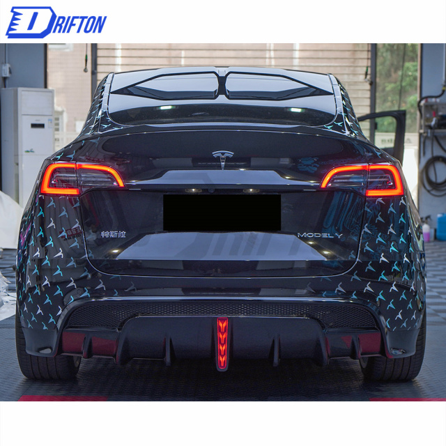 SD Style Dry Carbon Fiber Rear Diffuser For Tesla Model Y 2020-2021