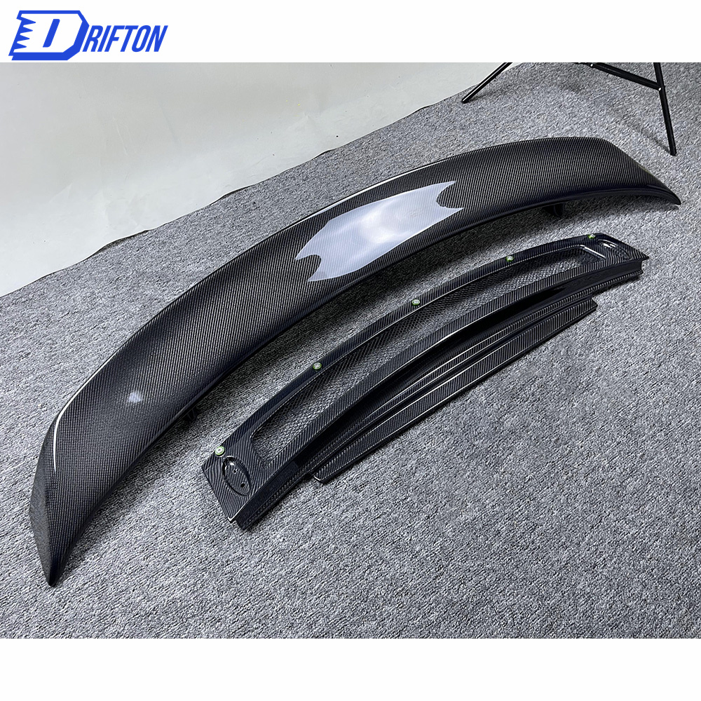 Regula GT Style Carbon Fiber Rear Spoiler For Audi R8 2008-2013