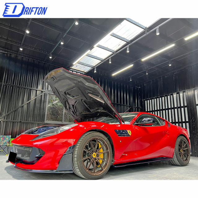 Mansory Style Dry Carbon Fiber Side Skirts For Ferrari 812 Superfast GTS 2017-2023