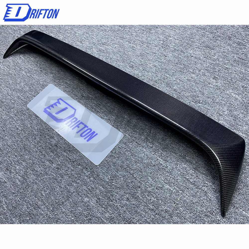 A Style Carbon Fiber Roof Spoiler For Alfa Romeo Giulia 2016-2018