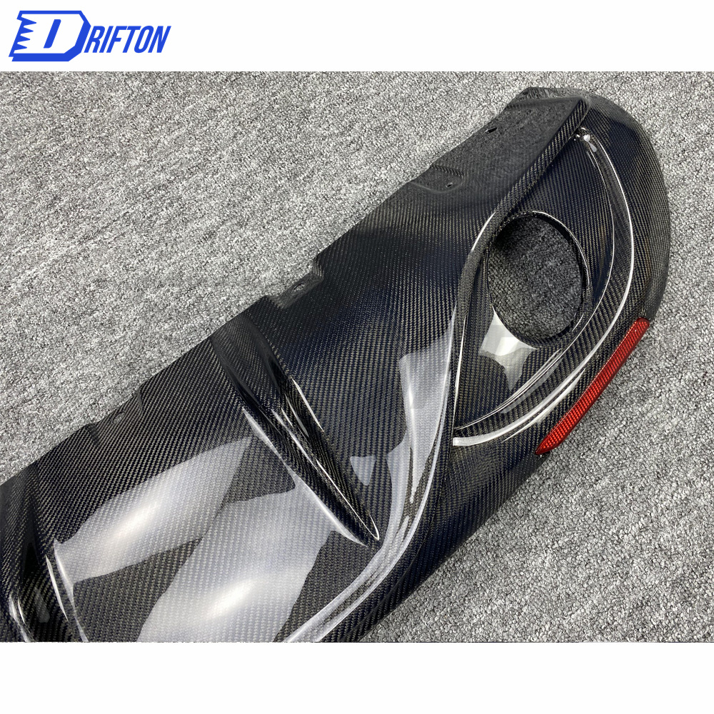B Style Carbon Fiber Rear Diffuser For Alfa Romeo Giulia Base Ti 2016-2018