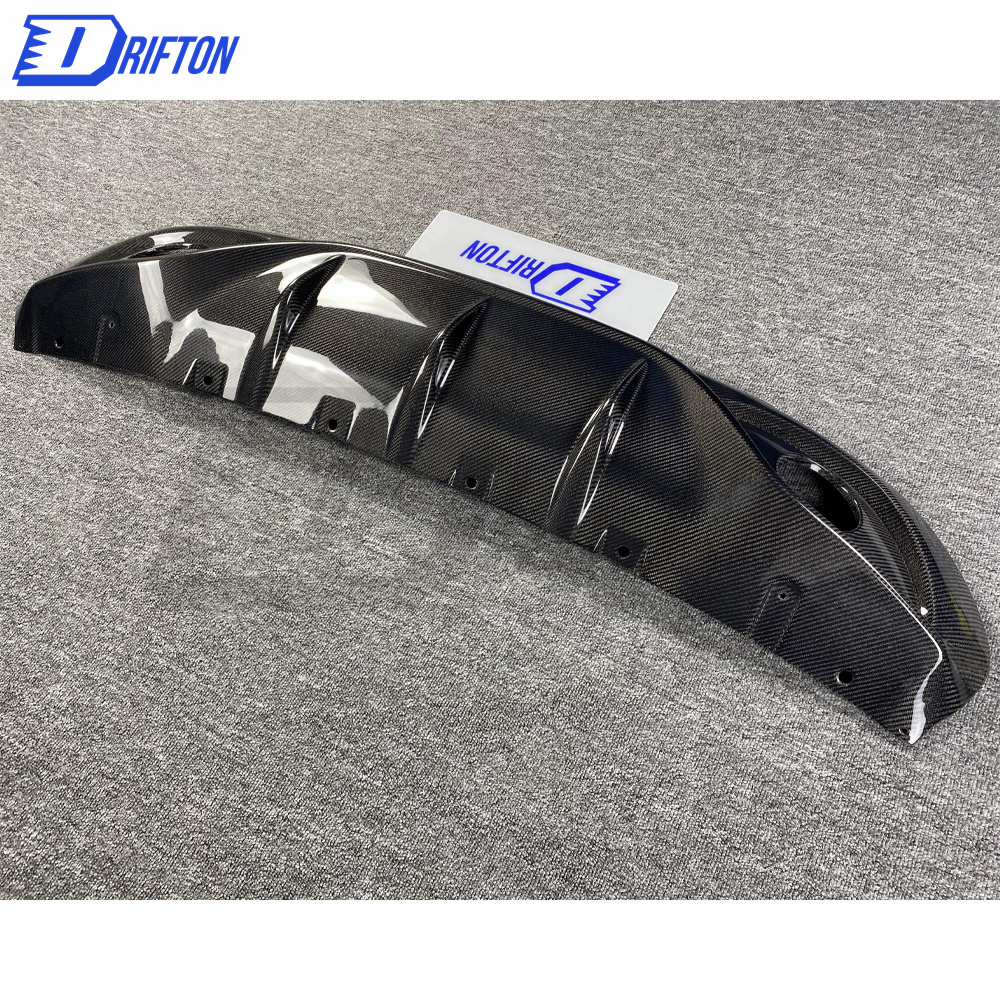 B Style Carbon Fiber Rear Diffuser For Alfa Romeo Giulia Base Ti 2016-2018