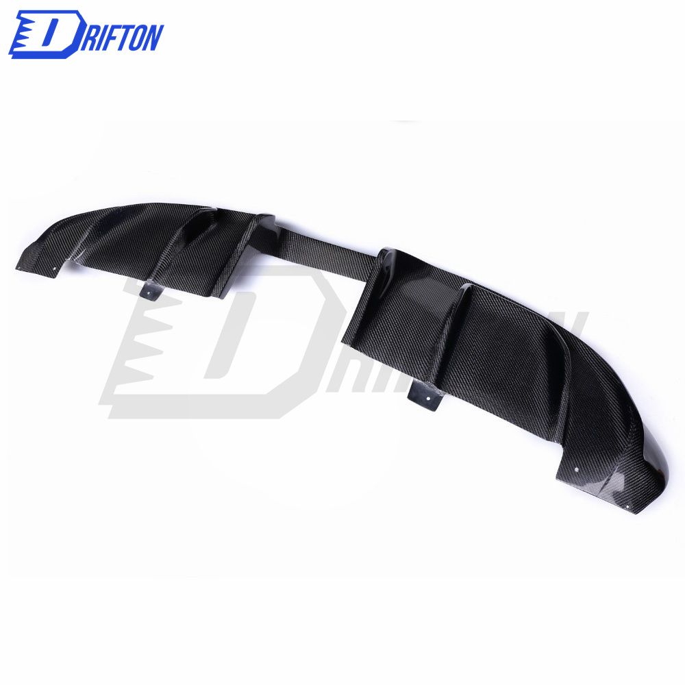 Carbon Fiber Rear Diffuser (Mid-tips) For Alfa Romeo Giulia Base Ti 2016-2018