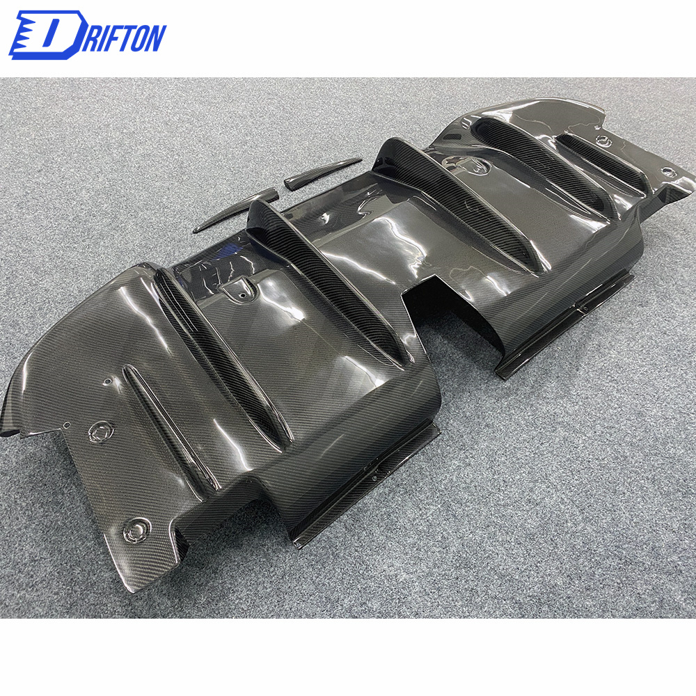 Quadrifoglio Style Carbon Fiber Rear Diffuser For Alfa Romeo Giulia Base Ti 2016-2018