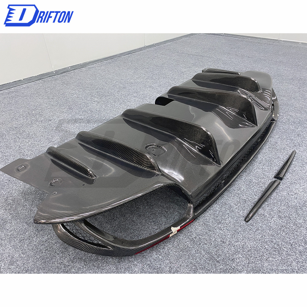 Quadrifoglio Style Carbon Fiber Rear Diffuser For Alfa Romeo Giulia Base Ti 2016-2018