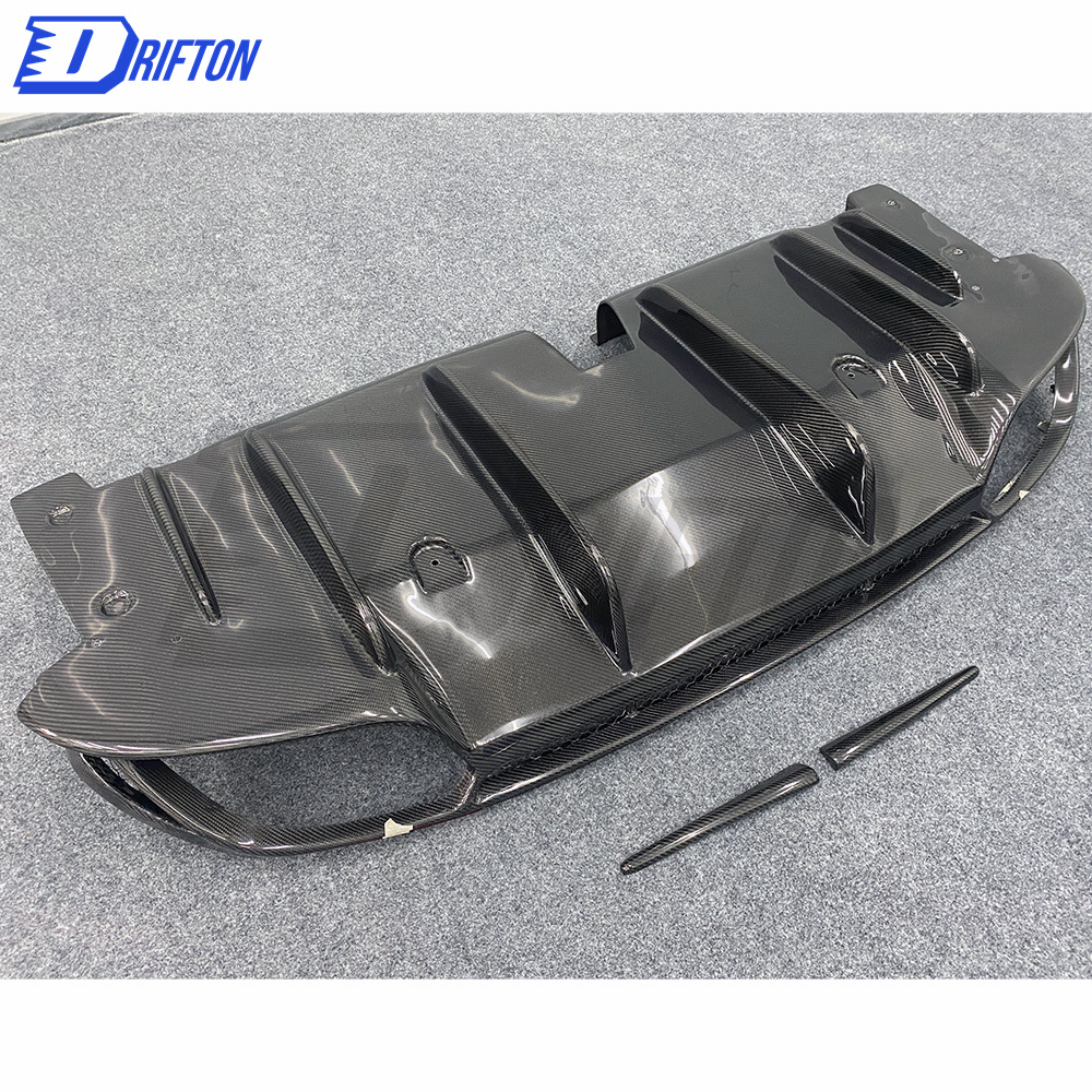 Quadrifoglio Style Carbon Fiber Rear Diffuser For Alfa Romeo Giulia Base Ti 2016-2018