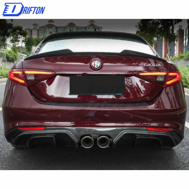 A Style Carbon Fiber Roof Spoiler For Alfa Romeo Giulia 2016-2018