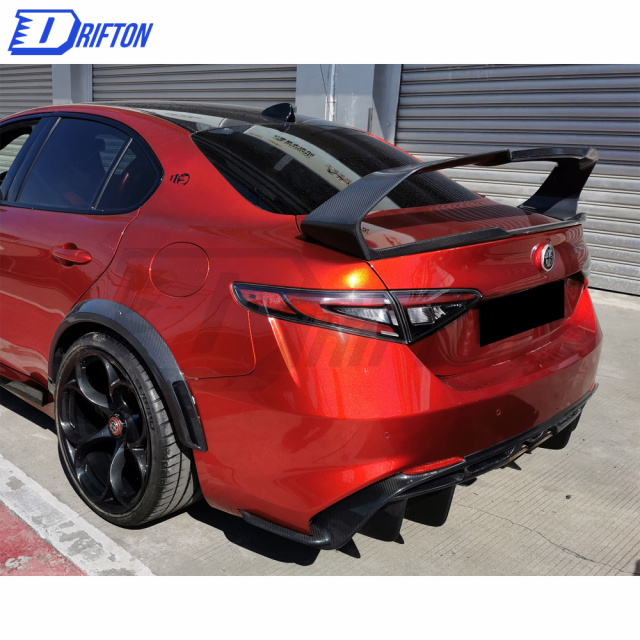 GTAM Style Carbon Fiber Rear Spoiler For Alfa Romeo Giulia 2016-2020