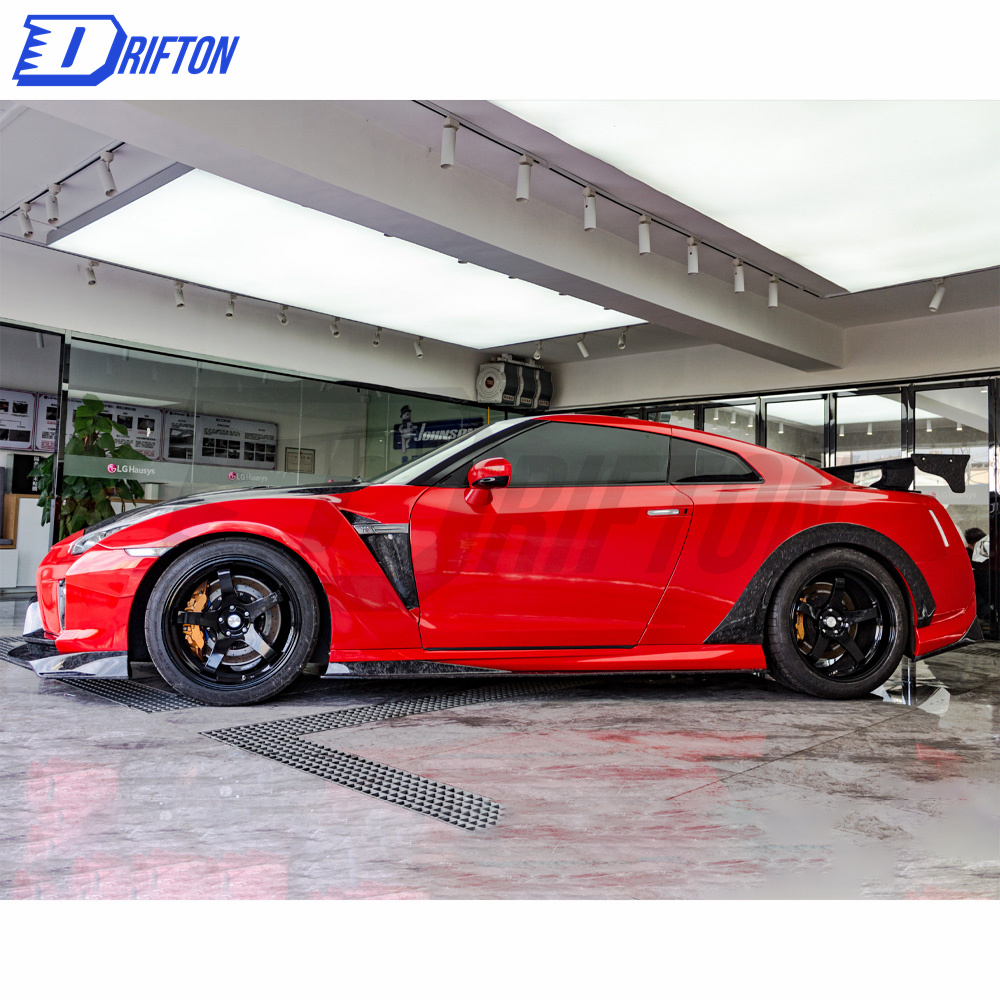 Varis MY19 Style Partial Forged Carbon Fiber Side Skirt With Underboard For Nissan R35 GTR 2017-2019