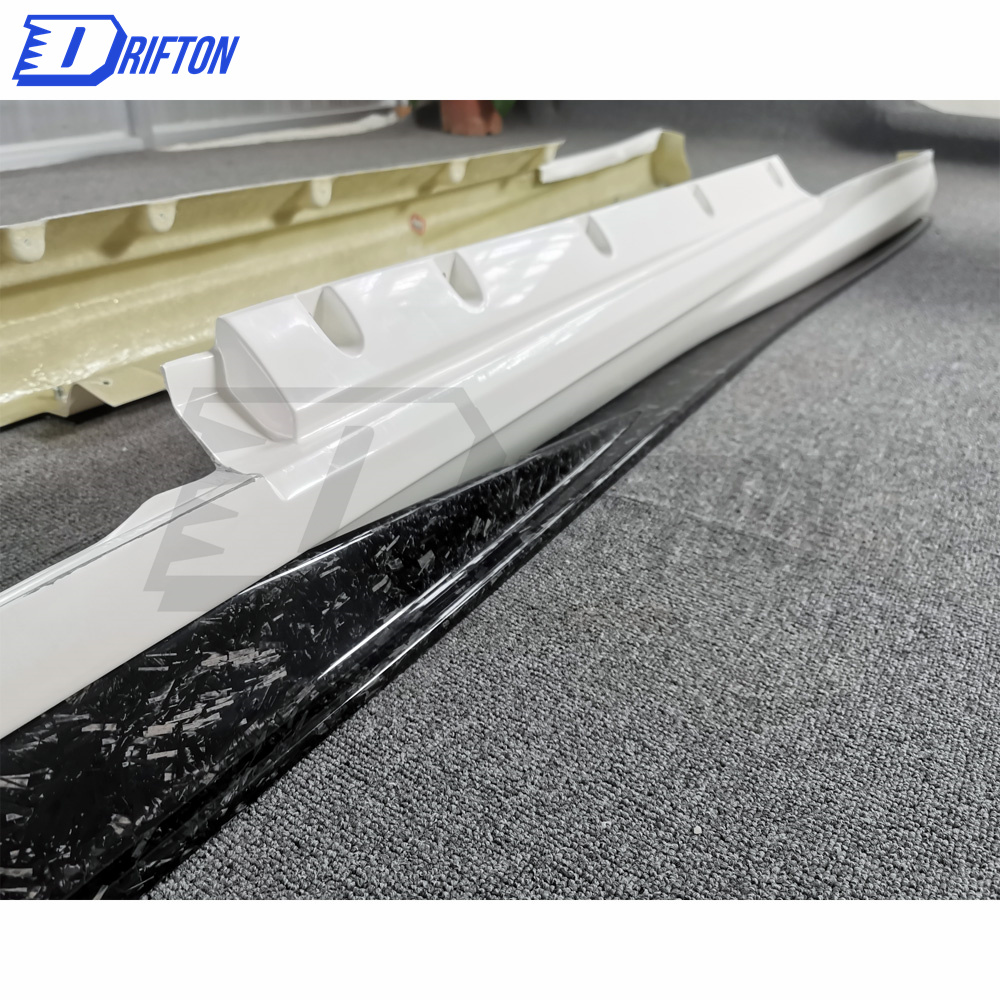 Varis MY19 Style Partial Forged Carbon Fiber Side Skirt With Underboard For Nissan R35 GTR 2017-2019