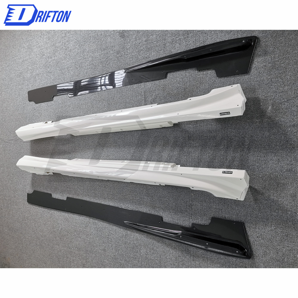 Varis MY19 Style Partial Carbon Fiber Side Skirt With Underboard For Nissan R35 GTR 2017-2019