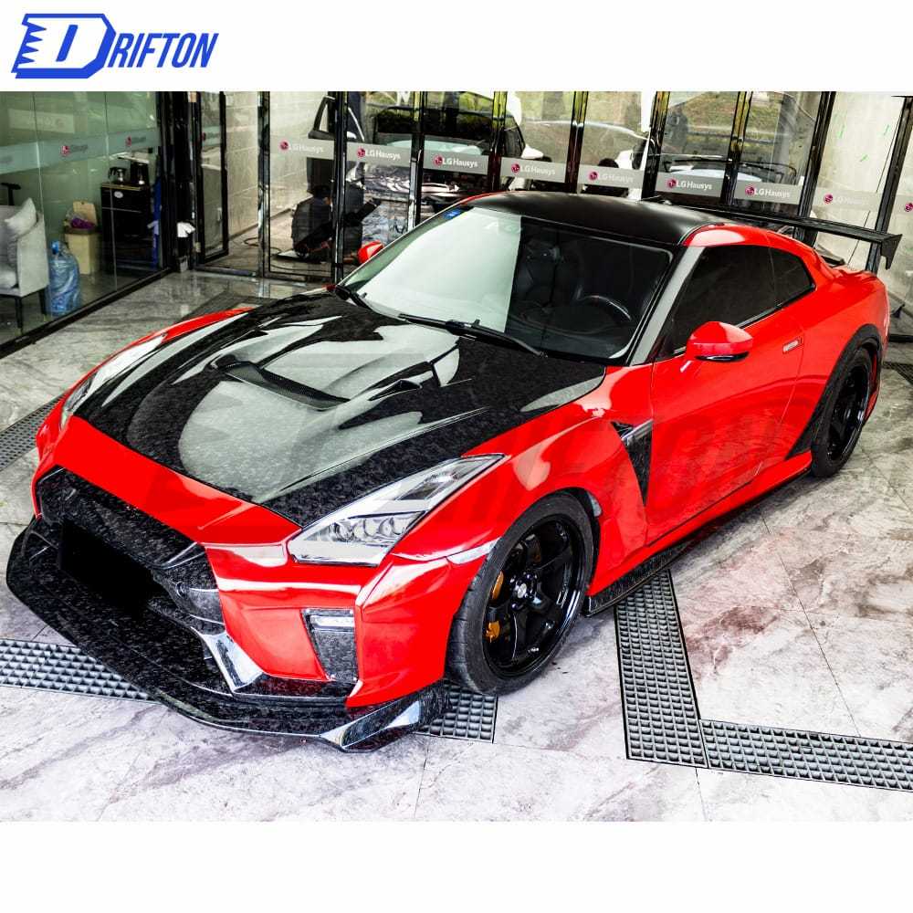 Varis MY19 Style Partial Forged Carbon Fiber Rear Bumper Assembly For Nissan R35 GTR 2017-2019