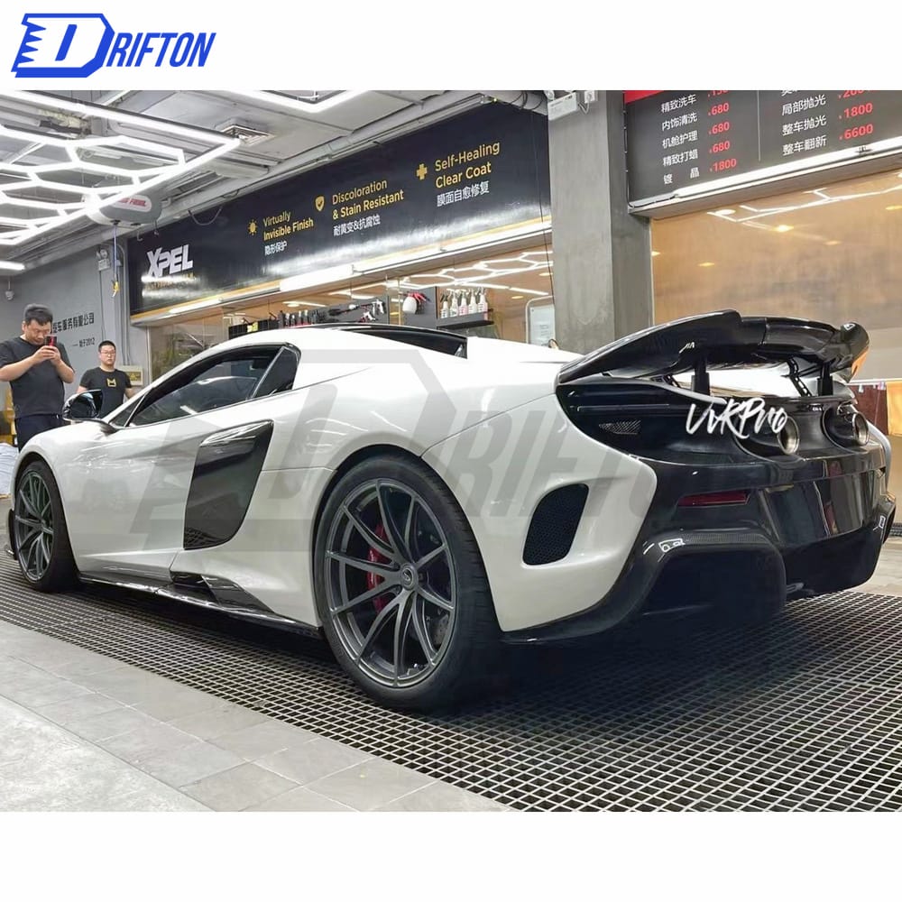 Conversion 675LT Style Dry Carbon Fiber Full Body Kit For Mclaren 650S Coupe / Spider / MP4-12C Bodykit