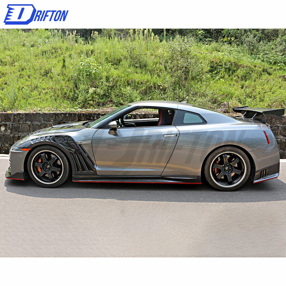 Vent Style Half Carbon Fiber Fender For Nissan R35 GTR 2008-2019
