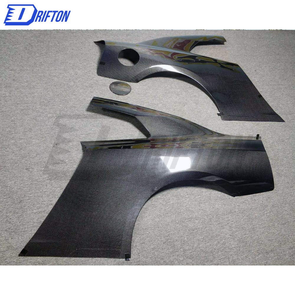Dry Carbon Fiber Rear Fender For Nissan R35 GTR 2008-2019