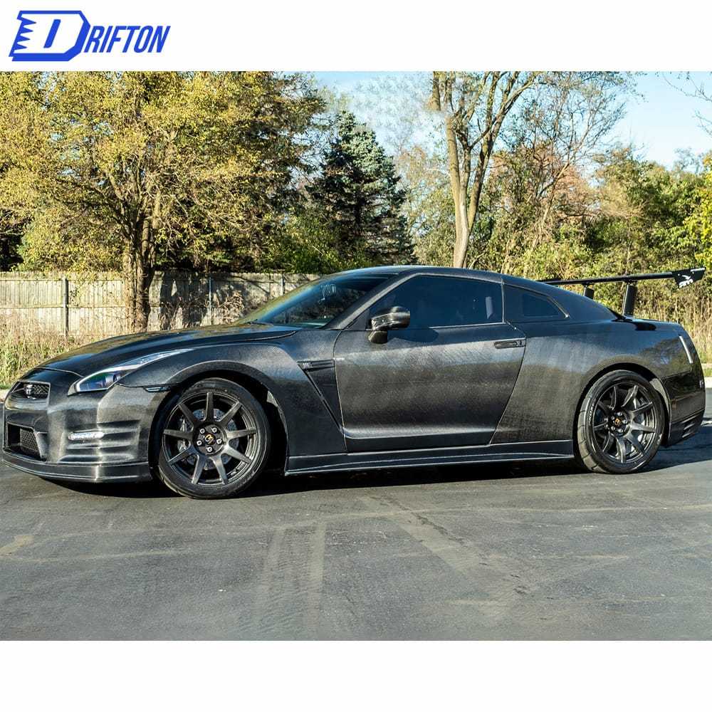 Dry Carbon Fiber Rear Fender For Nissan R35 GTR 2008-2019