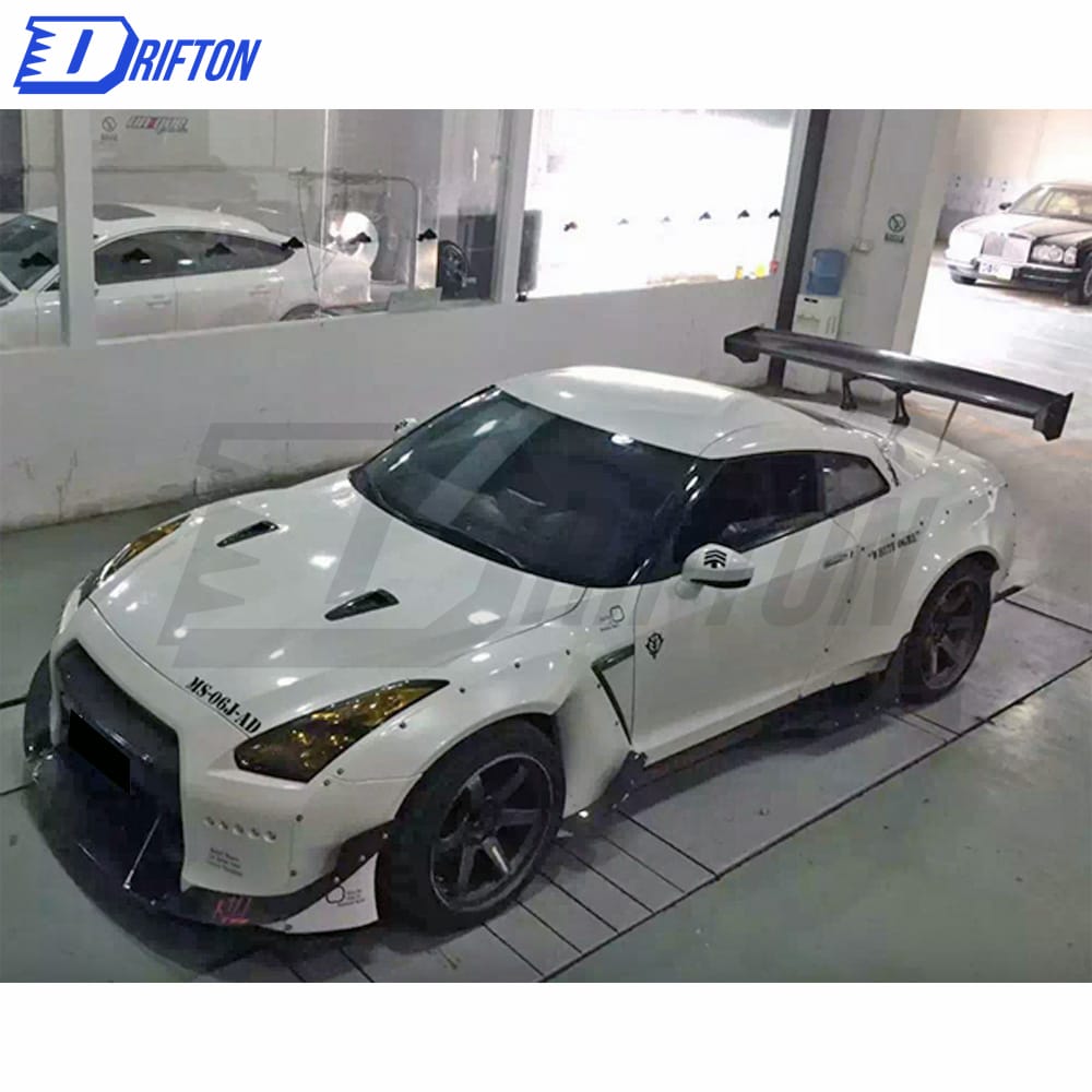 Rocket Bunni Carbon Fiber GT Rear Spoiler For Nissan R35 GTR 2008-2019