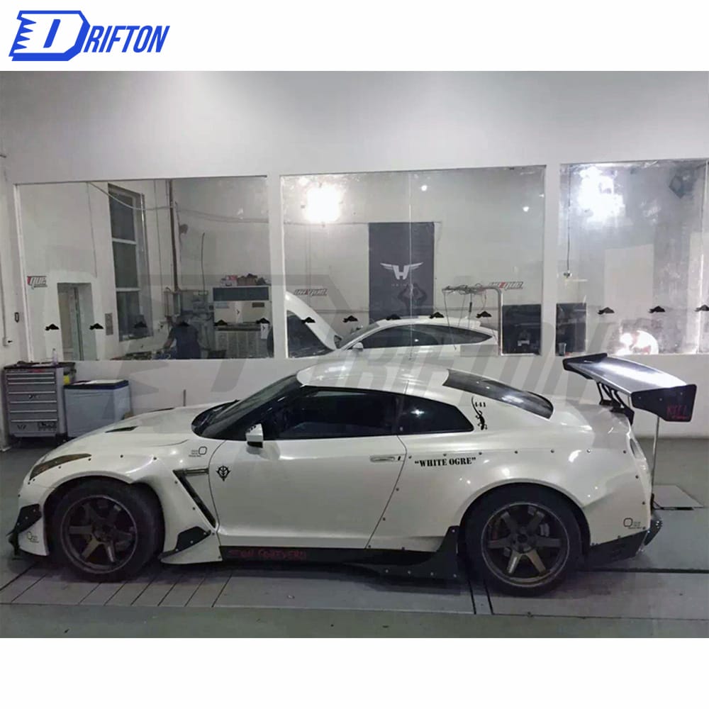 Rocket Bunni Carbon Fiber GT Rear Spoiler For Nissan R35 GTR 2008-2019