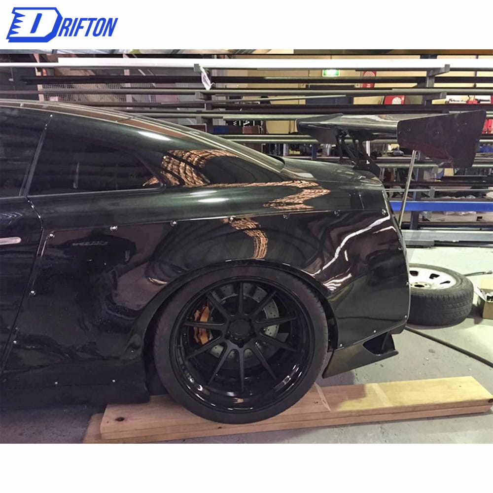 Rocket Bunny Style Half Carbon Fiber Wide Body Kit For Nissan R35 GTR 2008-2016