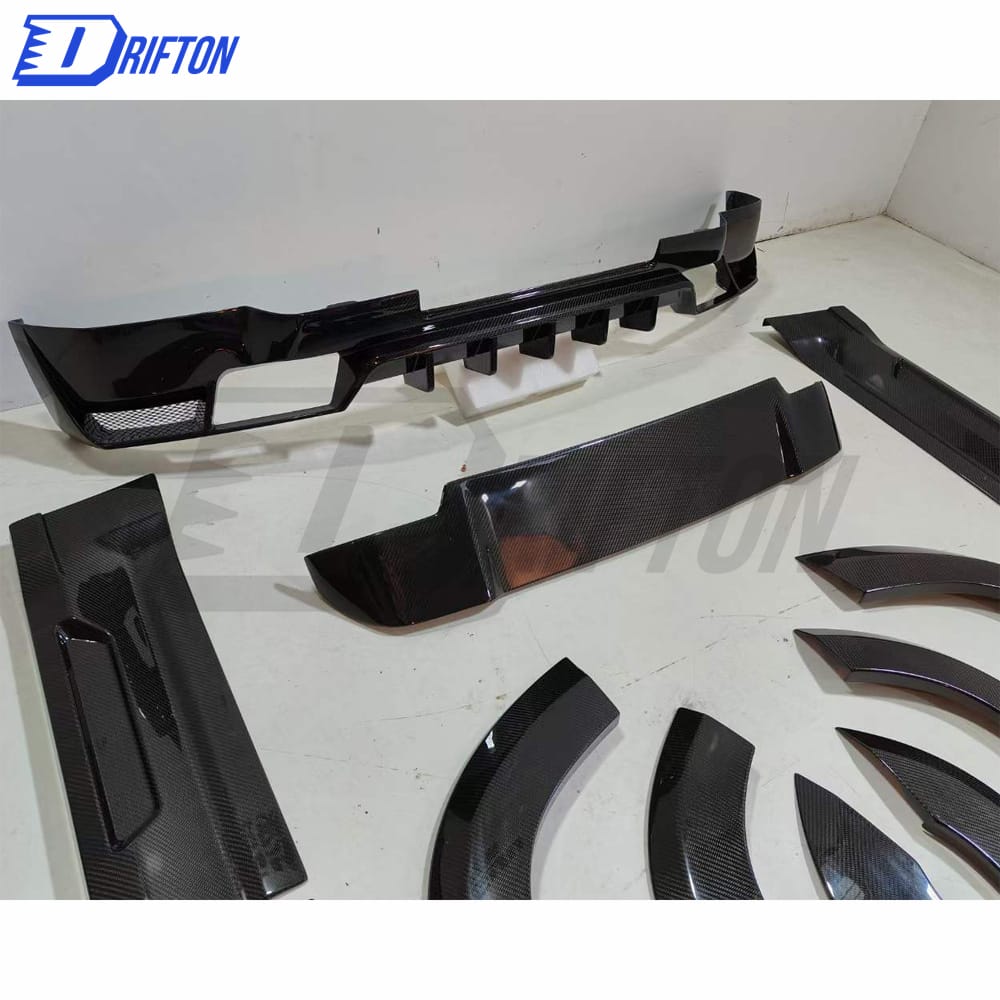Oking Style Dry Carbon Fiber Body Kit For Land Rover Defender 2020-2023