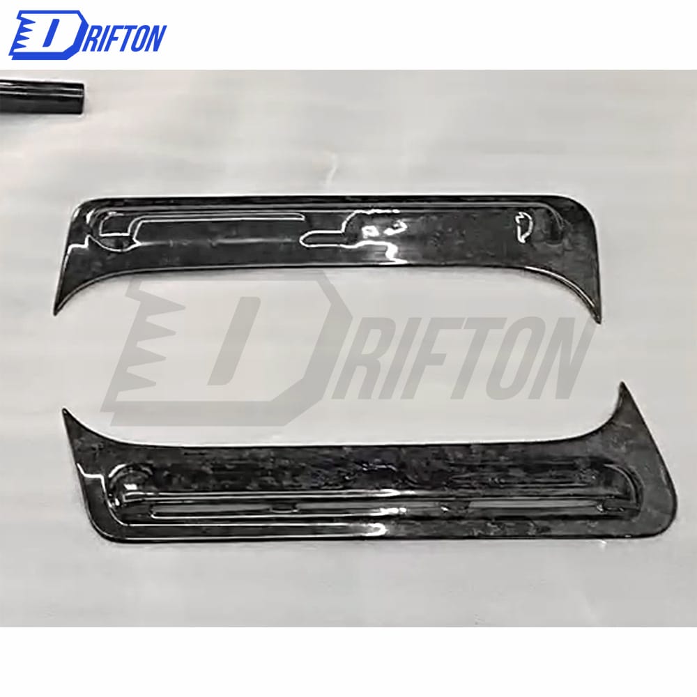 Mansory Style Dry Carbon Fiber D Pillar Vent Trim For Mercedes Benz G-Class W464 G500 AMG G63 2018-2020