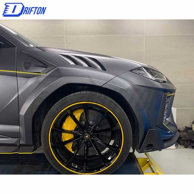 Mansory Style Dry Half Carbon Fiber Body Kit For Lamborghini URUS