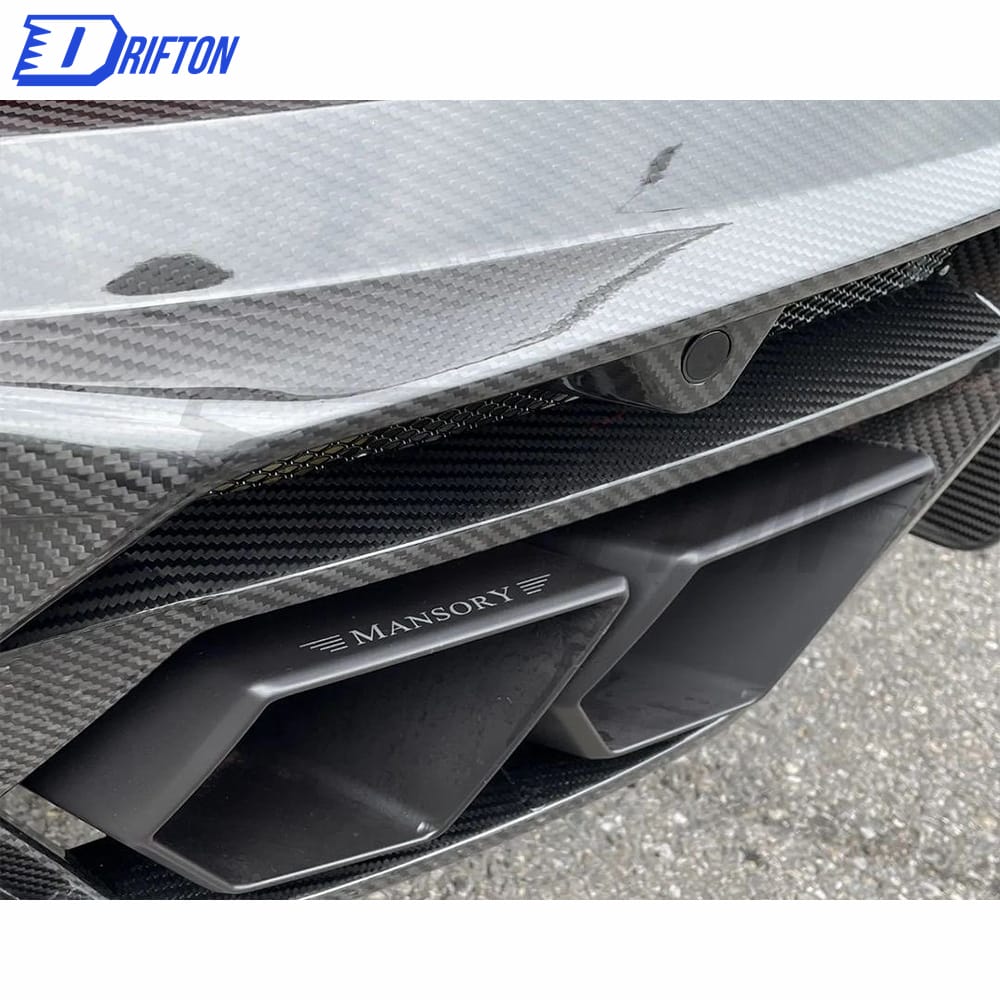 Mansory Style Dry Carbon Fiber Rear Diffuser With Exhaust Tips For URUS