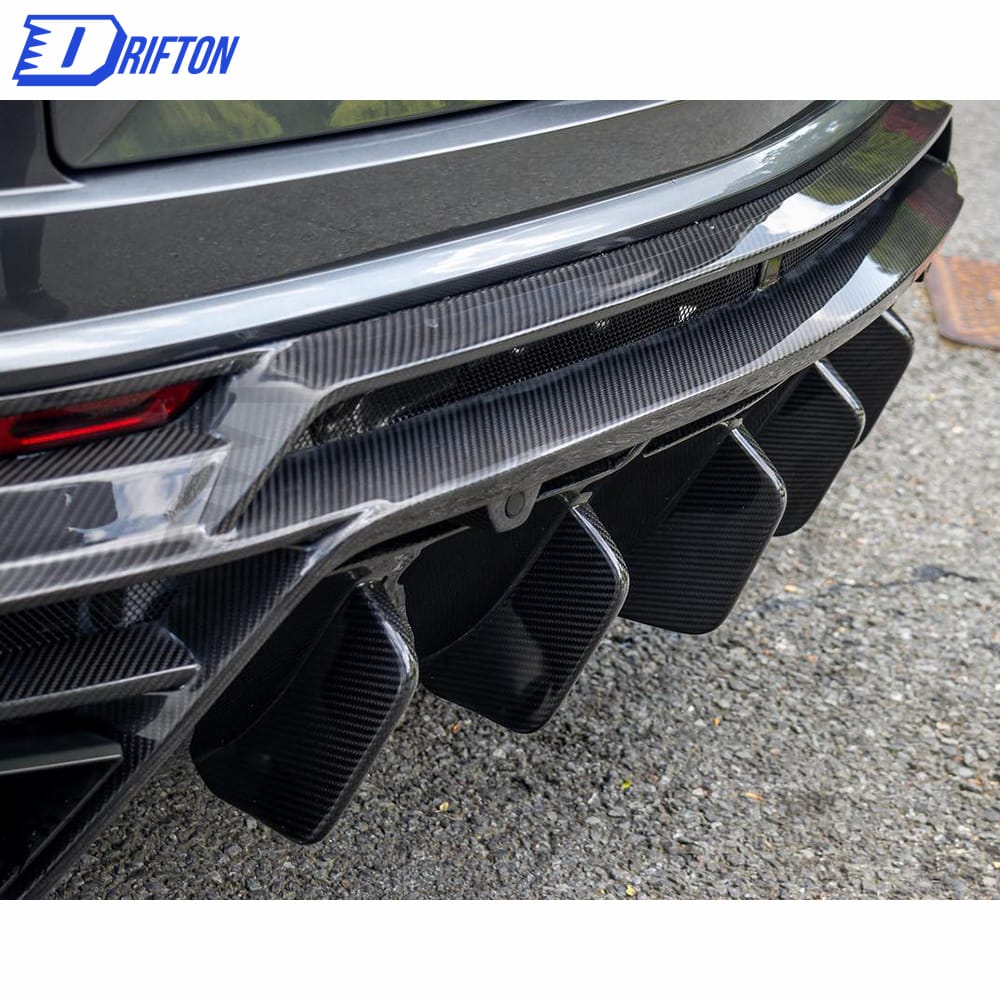 Mansory Style Dry Carbon Fiber Rear Diffuser With Exhaust Tips For URUS