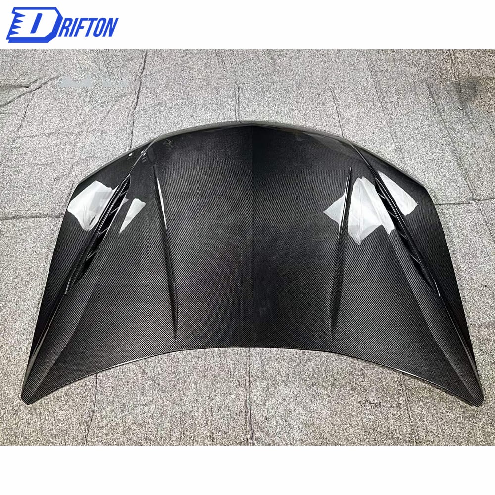 Performante Style Dry Carbon Fiber Hood For Lamborghini URUS