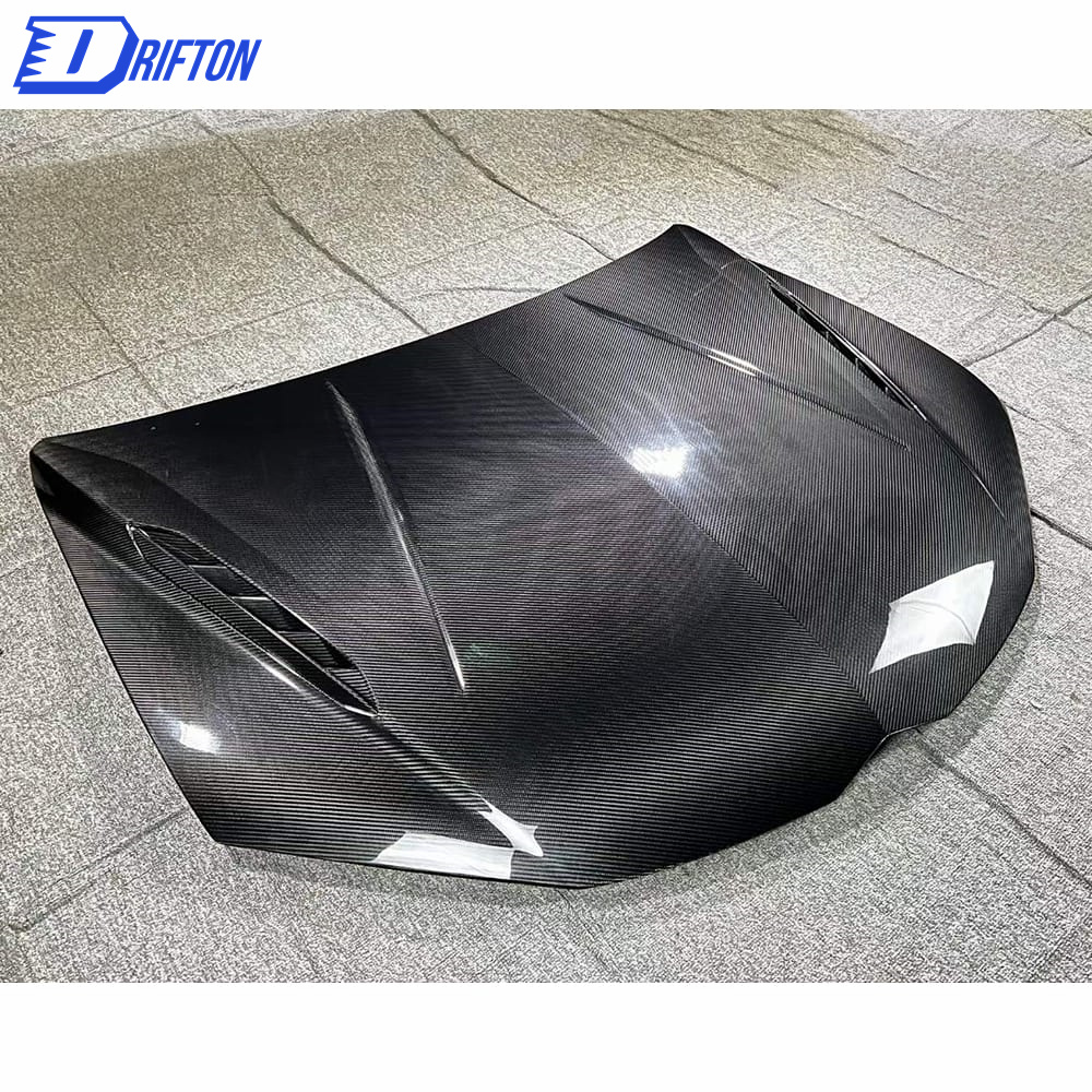 Performante Style Dry Carbon Fiber Hood For Lamborghini URUS