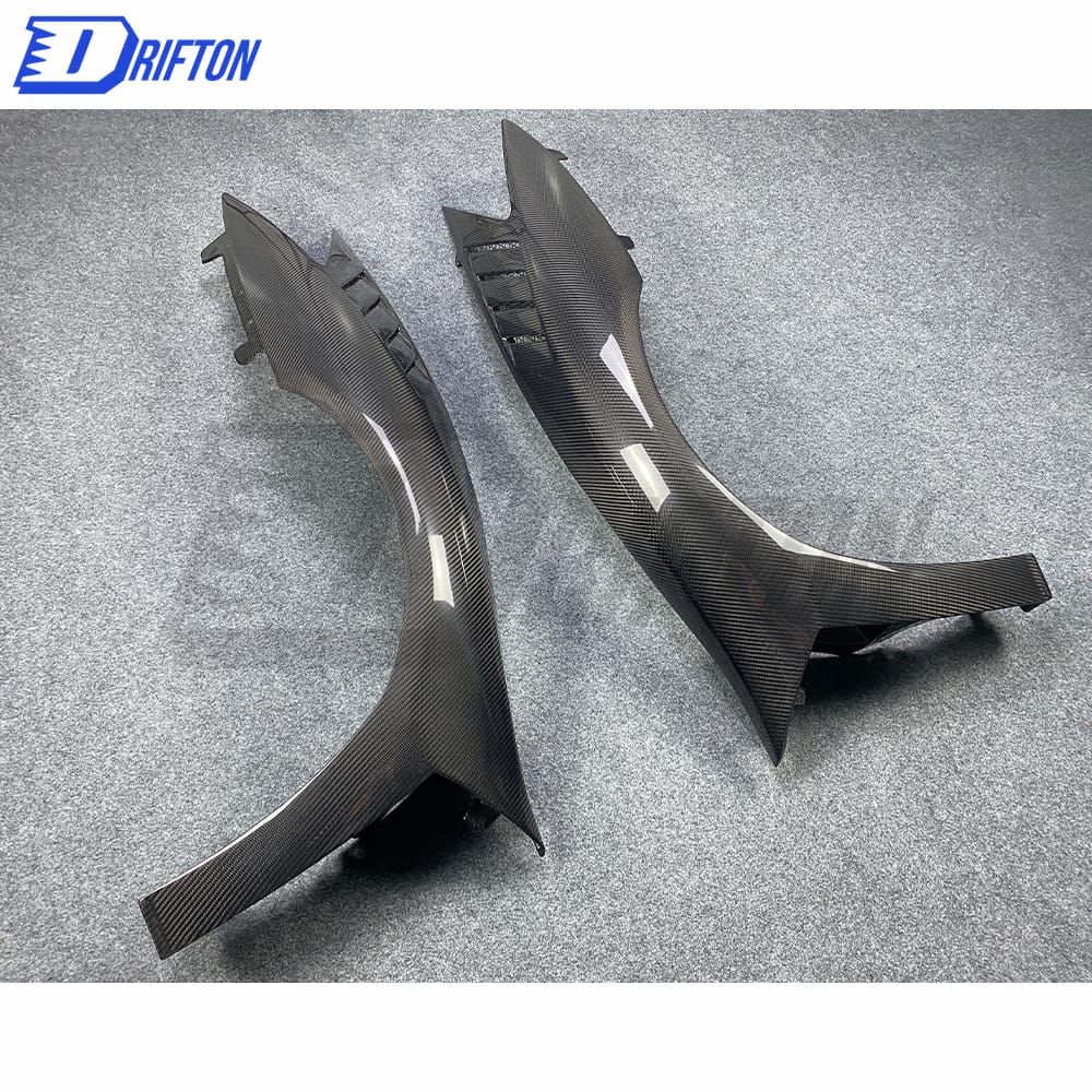 Vents Style Dry Carbon Fiber Fenders For Lamborghini Aventador LP700-4 2011-2015
