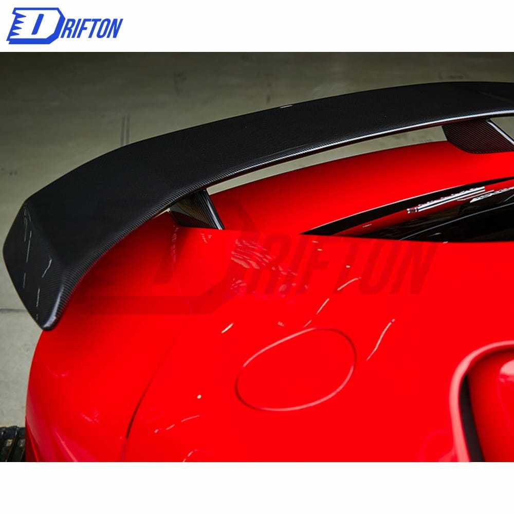 Novitec Style Carbon Fiber Rear Spoiler For Ferrari 812 2017-2018