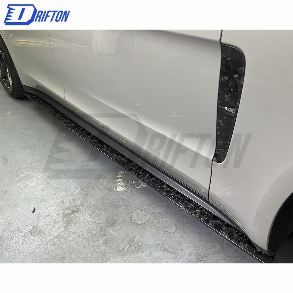 Dry Carbon Fiber Side Skirt For Porsche Panamera 971 2017-2018