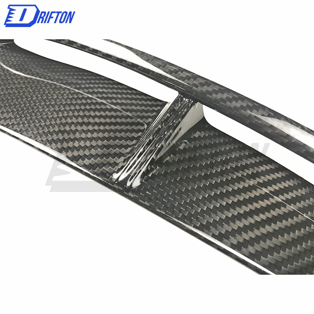 OKING Style Dry Carbon Fiber Side Vent For Porsche Panamera 971 2017-2018
