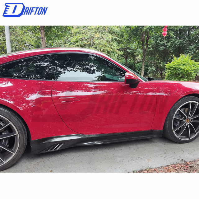 Z007 Style Dry Carbon Fiber Side Skirt For Porsche 911 992 Carrera S 2019-2023
