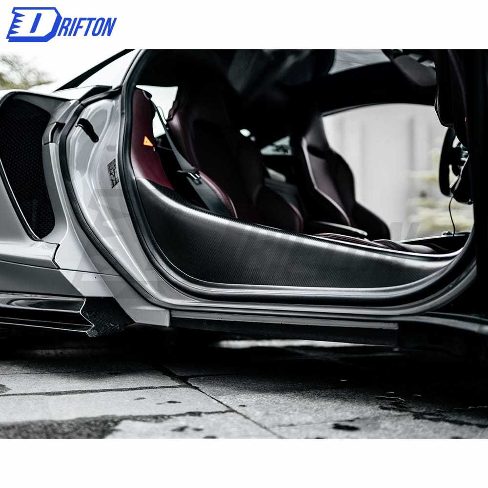 Dry Carbon Fiber Door Panel Step Sills For Mclaren GT