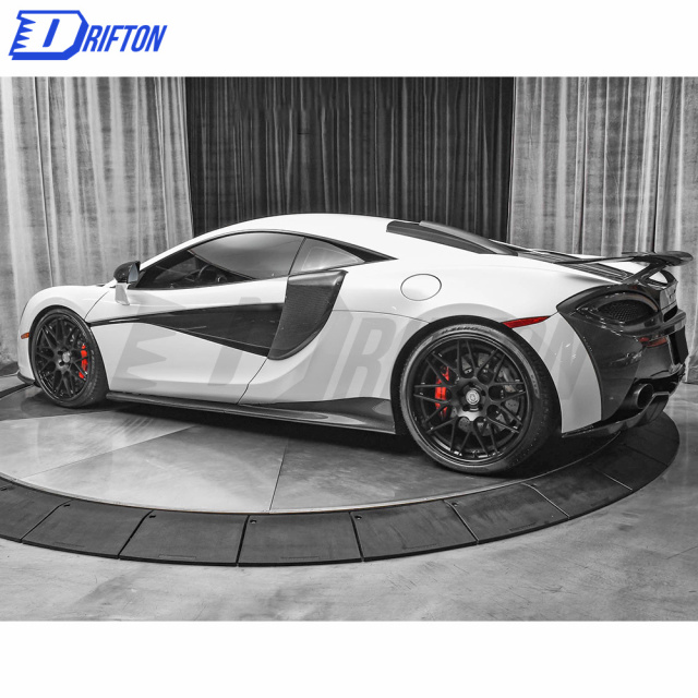 Novitec Style Dry Carbon Fiber Rear Bumper Side Plate For Mclaren 570S 570GT 2015-2020