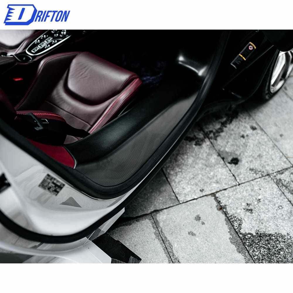 Dry Carbon Fiber Door Panel Step Sills For Mclaren GT
