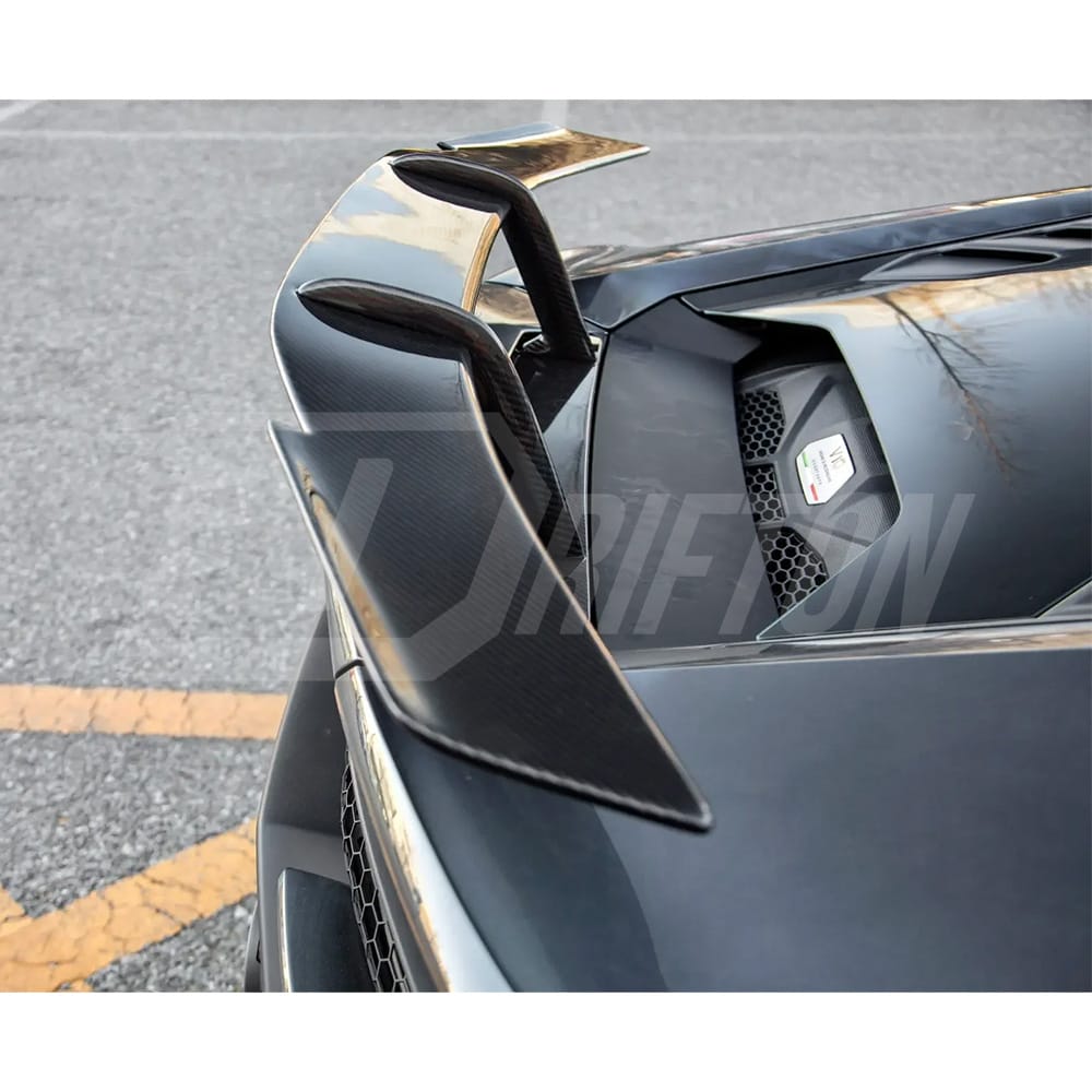 Novi Style Dry Carbon Fiber Spoiler For Lamborghini Huracan EVO 2014-2018
