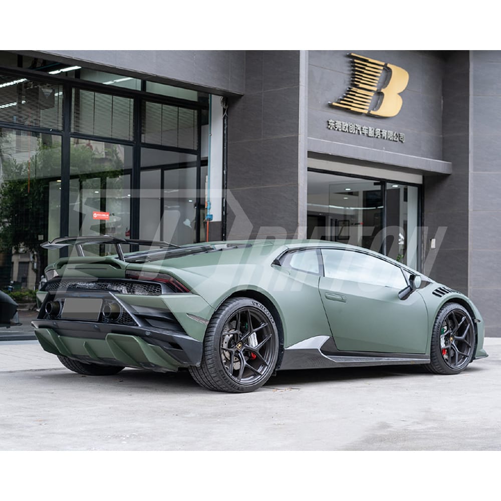 Novitec Style Forged Dry Carbon Fiber Side Skirt For Lamborghini Huracan EVO RWD 2019-2020