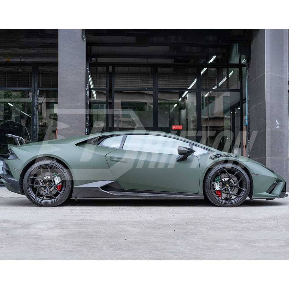 Novitec Style Forged Dry Carbon Fiber Side Skirt For Lamborghini Huracan EVO RWD 2019-2020
